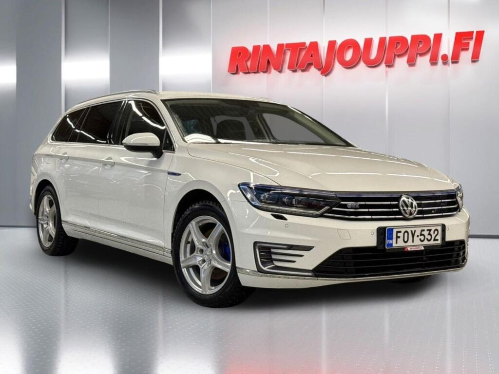 Volkswagen Passat 2018 Valkoinen