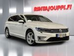 Volkswagen Passat 2018 Valkoinen