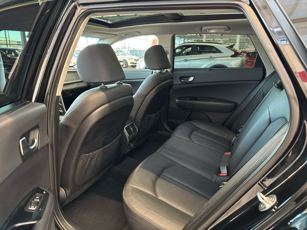 Kia Optima 2018 Musta