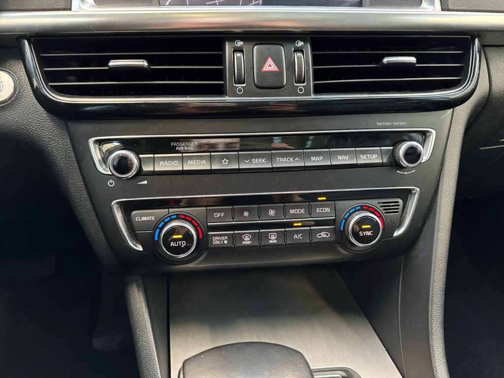 Kia Optima 2018 Musta