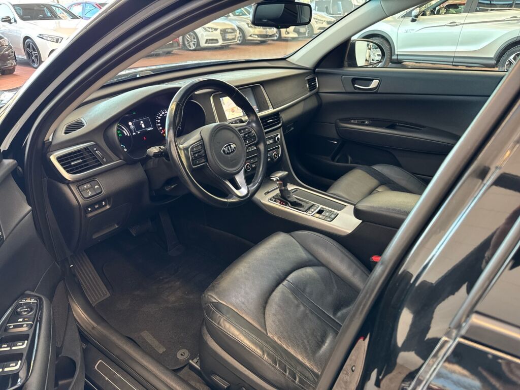 Kia Optima 2018 Musta
