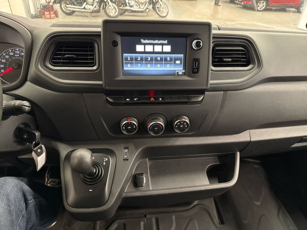 Renault Master 2021 Valkoinen