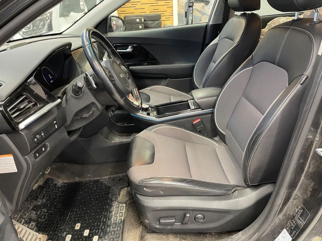 Kia Niro 2022 Harmaa
