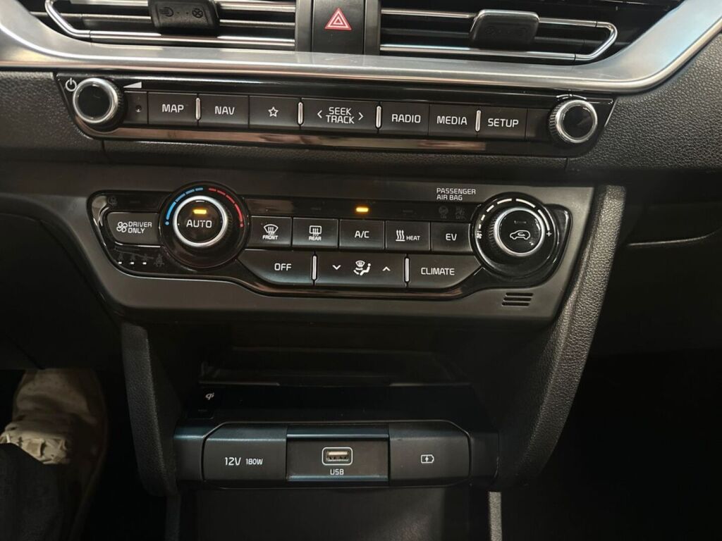 Kia Niro 2022 Sininen