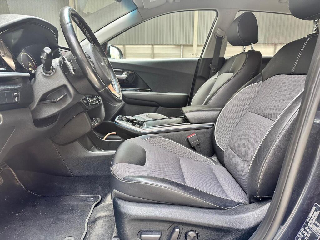 Kia Niro 2022 Sininen