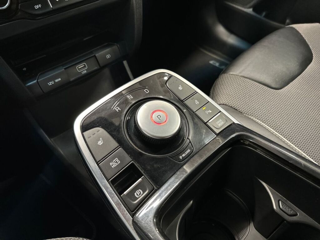 Kia Niro 2022 Sininen