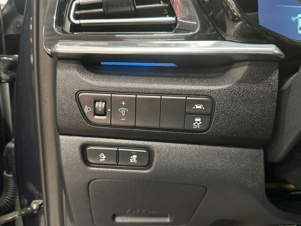 Kia Niro 2022 Sininen