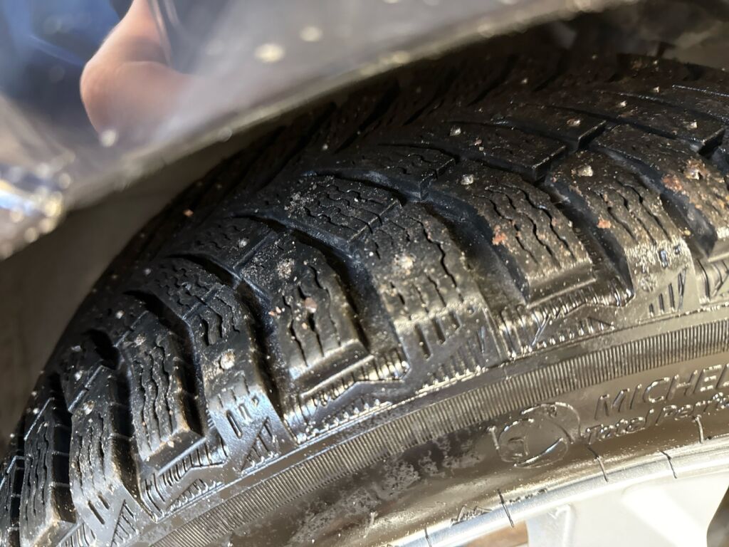 Volkswagen Passat 2022 Musta