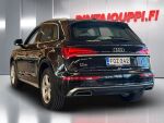 Audi Q5 2022 Musta