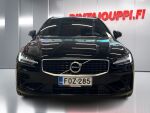 Volvo V60 2019 Musta