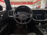 Volvo V60 2019 Musta