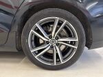 Volvo V60 2019 Musta