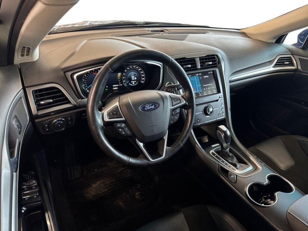 Ford Mondeo 2018 Sininen