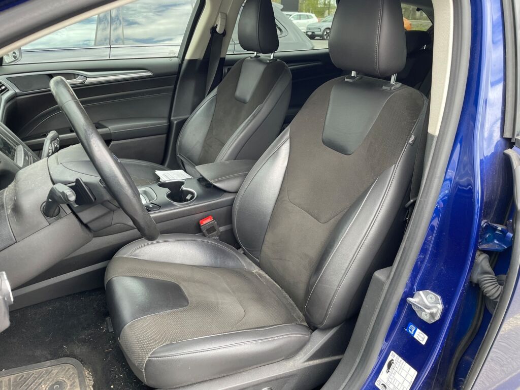 Ford Mondeo 2018 Sininen