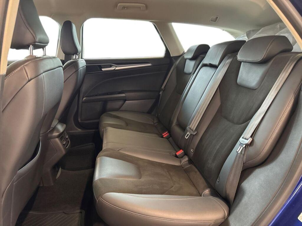 Ford Mondeo 2018 Sininen