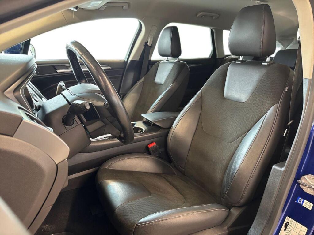 Ford Mondeo 2018 Sininen