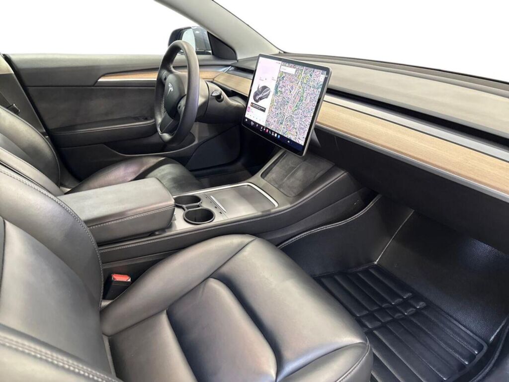 Tesla Model 3 2021 Harmaa