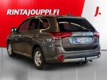 Mitsubishi Outlander PHEV 2019 Ruskea (beige)