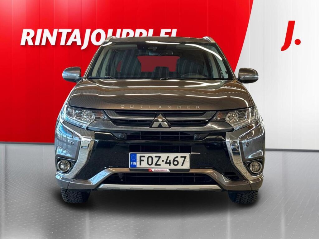 Mitsubishi Outlander PHEV 2019 Ruskea (beige)