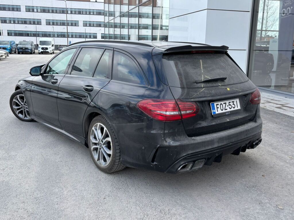 Mercedes-Benz C 2019 Musta