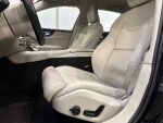 Volvo V60 2021 Musta