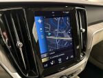 Volvo V60 2021 Musta