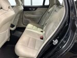 Volvo V60 2021 Musta