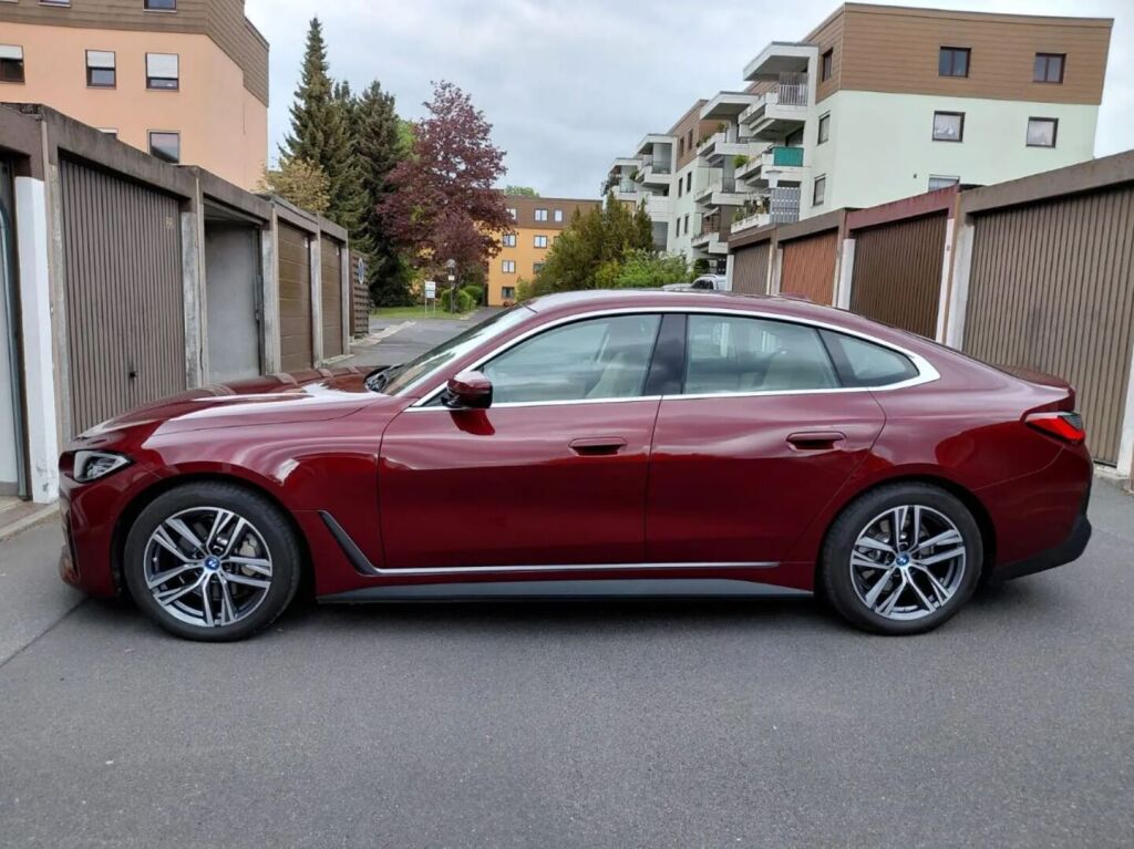 BMW i4 2023 