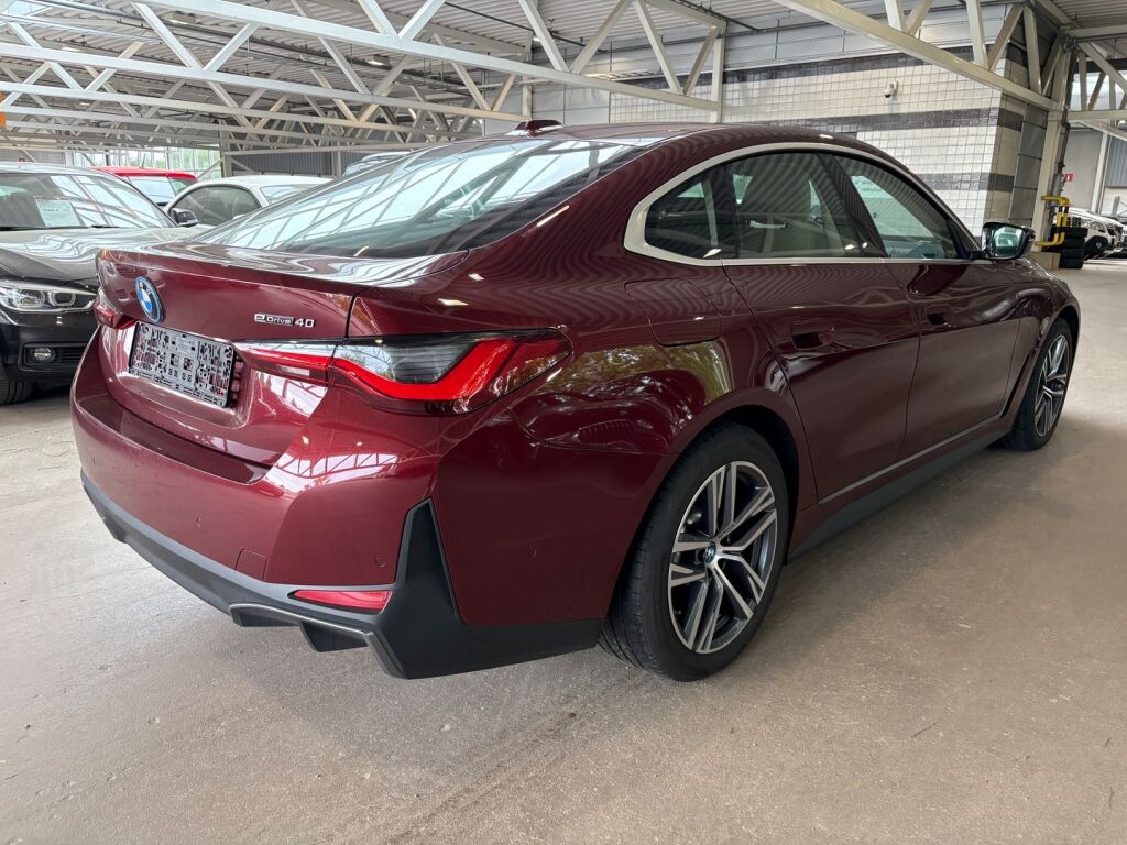 BMW i4 2023 