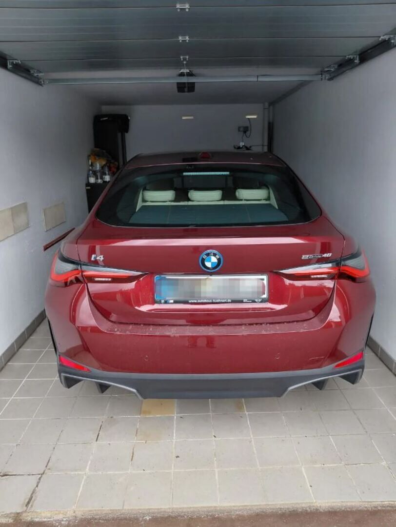 BMW i4 2023 