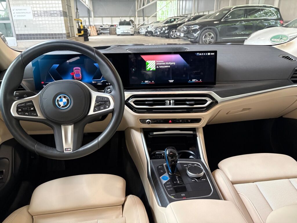 BMW i4 2023 