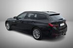 BMW 330 2023 Musta