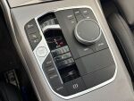 BMW 330 2023 Musta