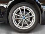 BMW 330 2023 Musta