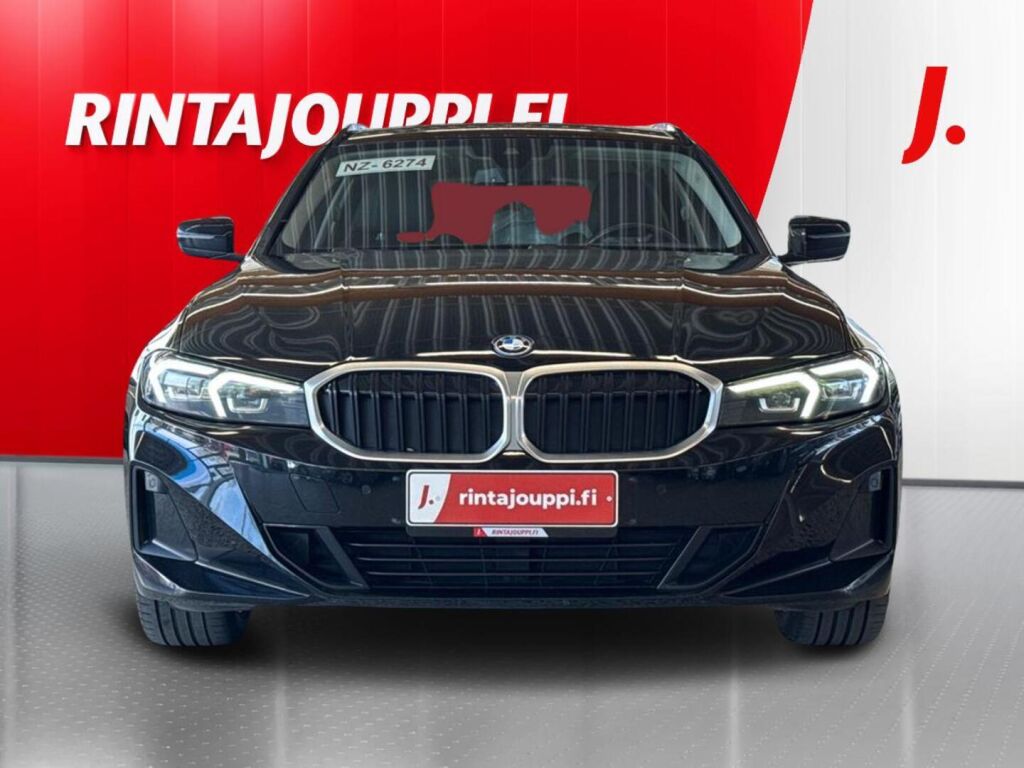 BMW 330 2023 Musta