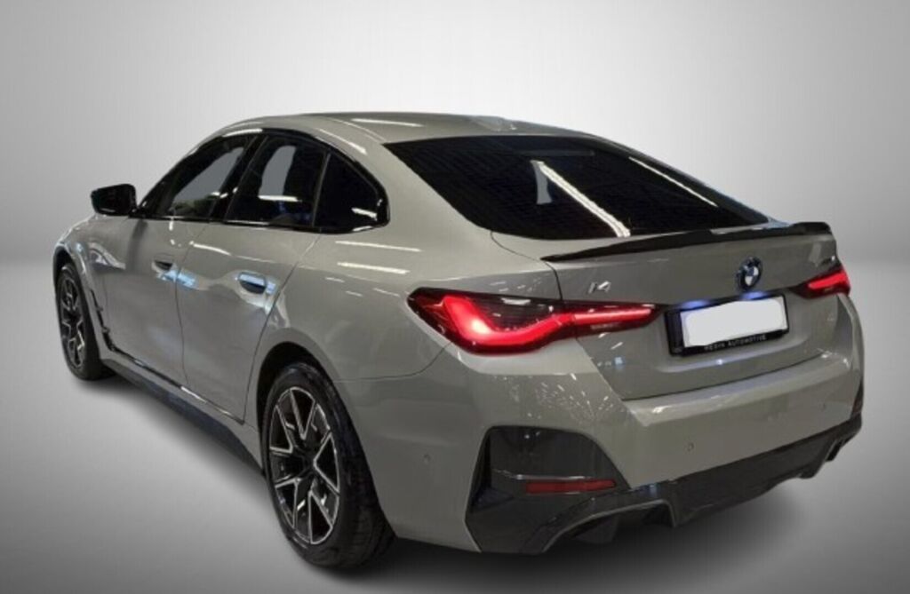 BMW i4 2023 Harmaa