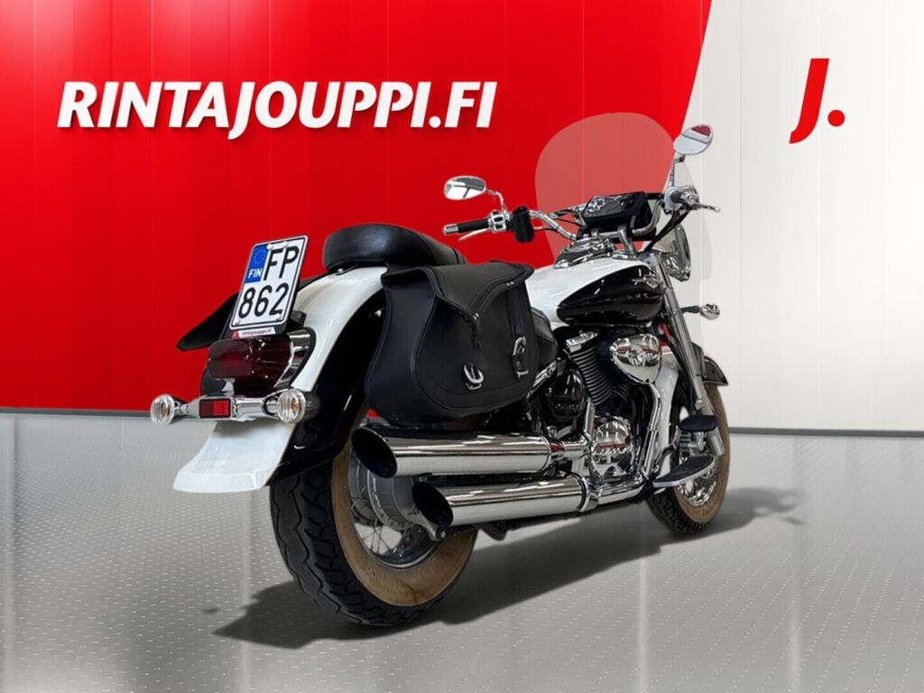 Suzuki VL 2006 Musta