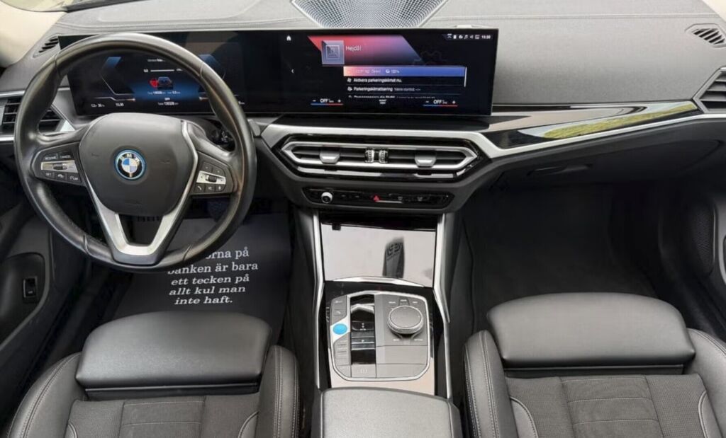 BMW i4 2024 Musta