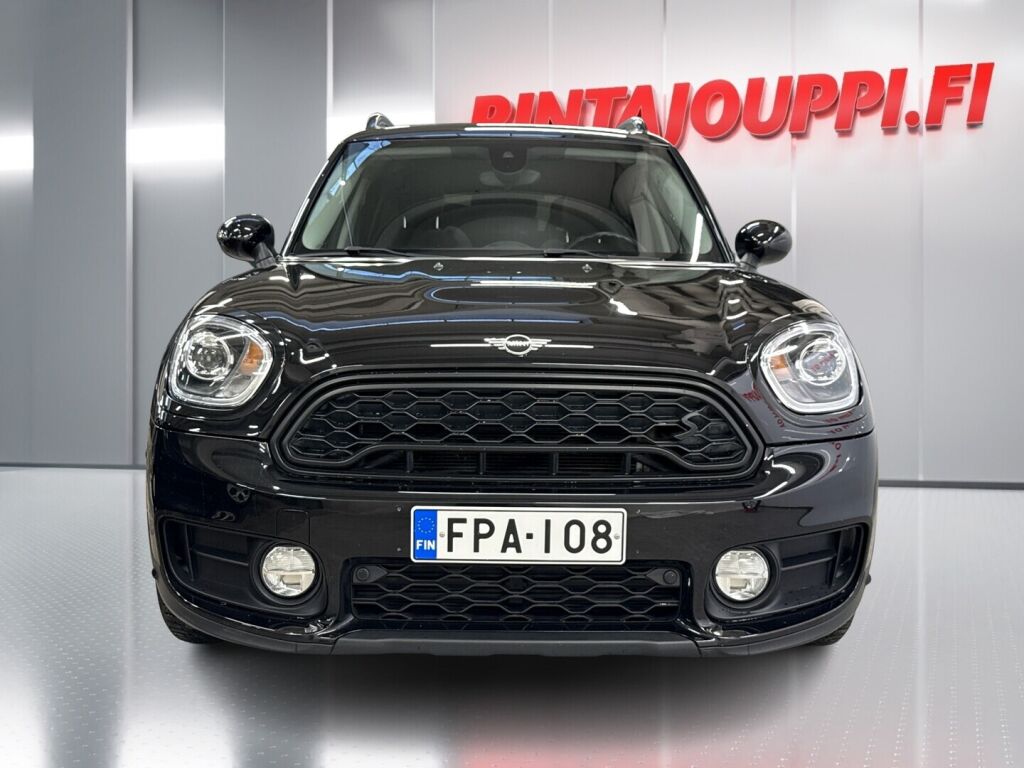 Mini Countryman 2019 Musta