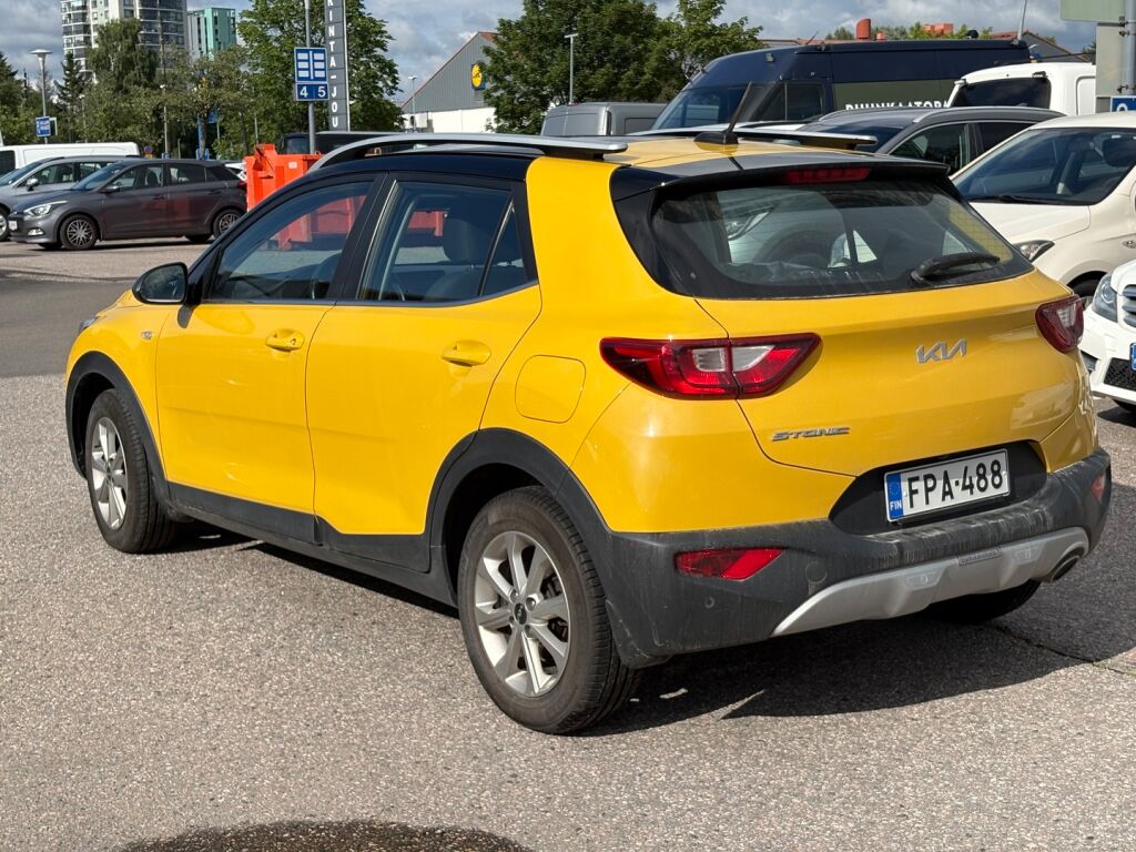 Kia Stonic 2022 Keltainen