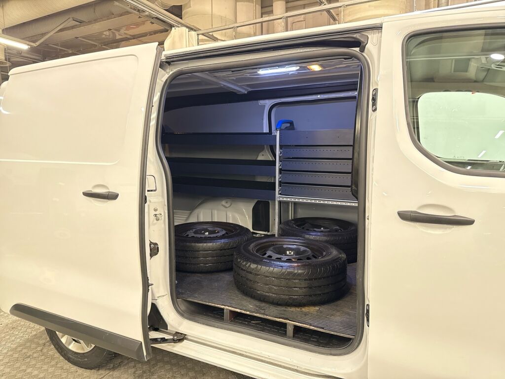 Peugeot Expert 2022 Valkoinen