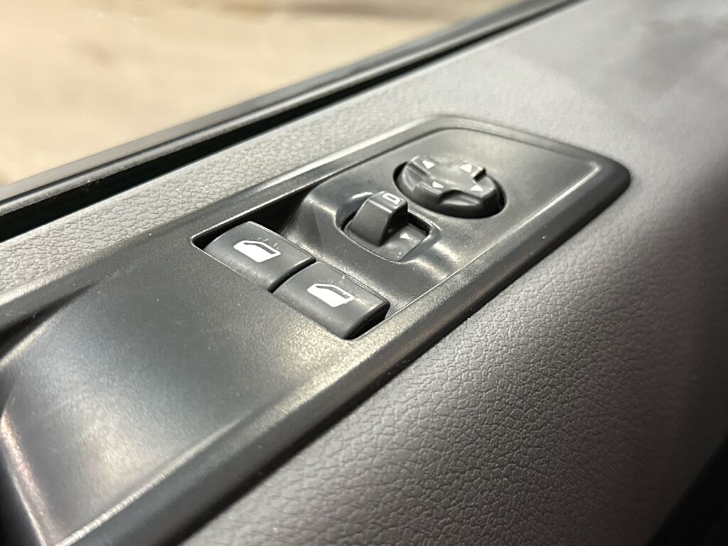 Peugeot Expert 2022 Valkoinen