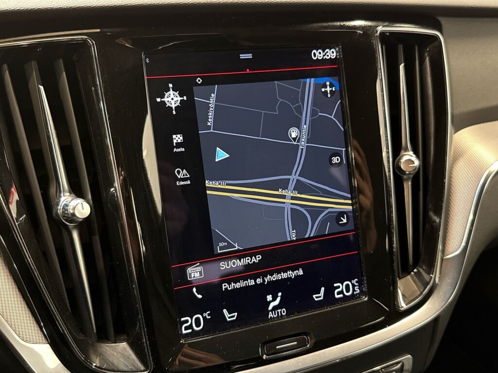 Volvo V60 2022 Musta