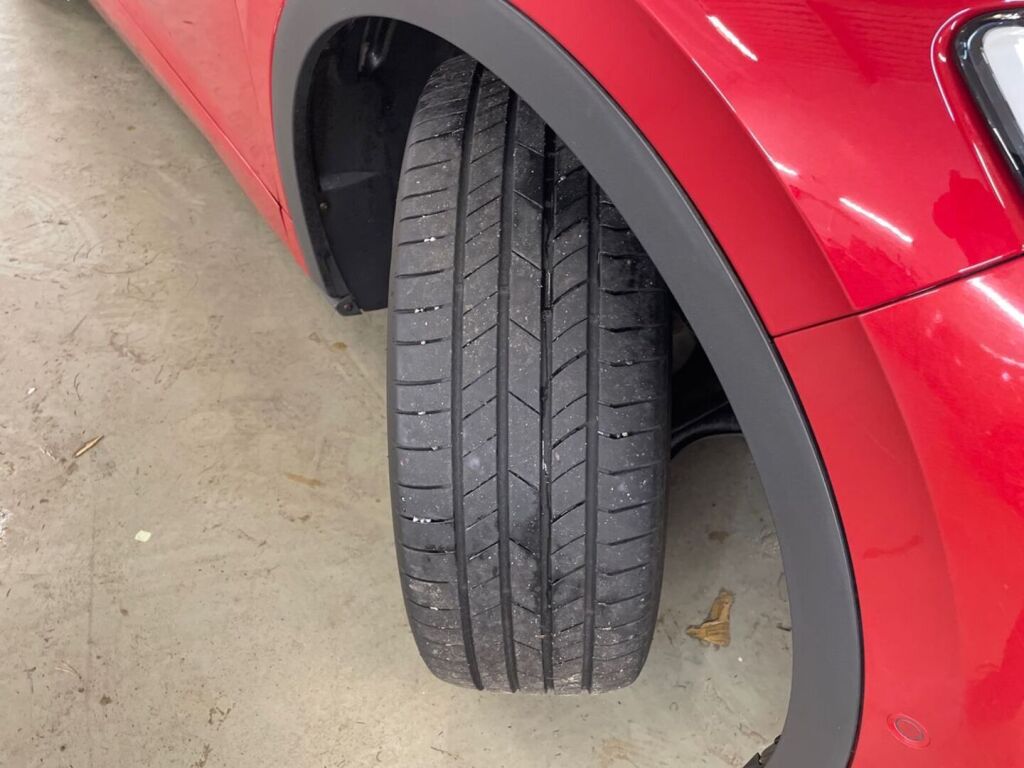 Volkswagen ID.5 2022 Punainen