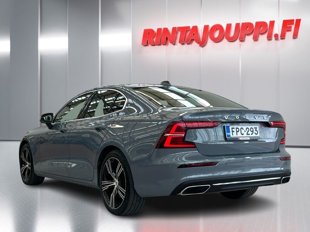 Volvo S60 2023 Harmaa