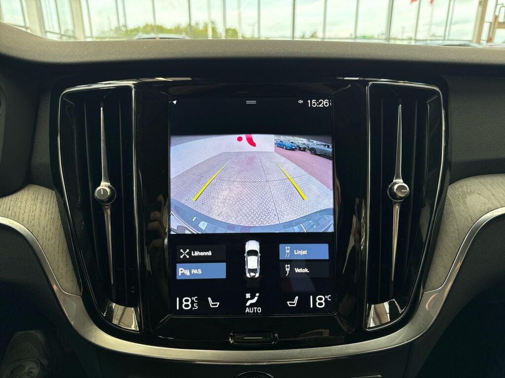 Volvo S60 2023 Harmaa