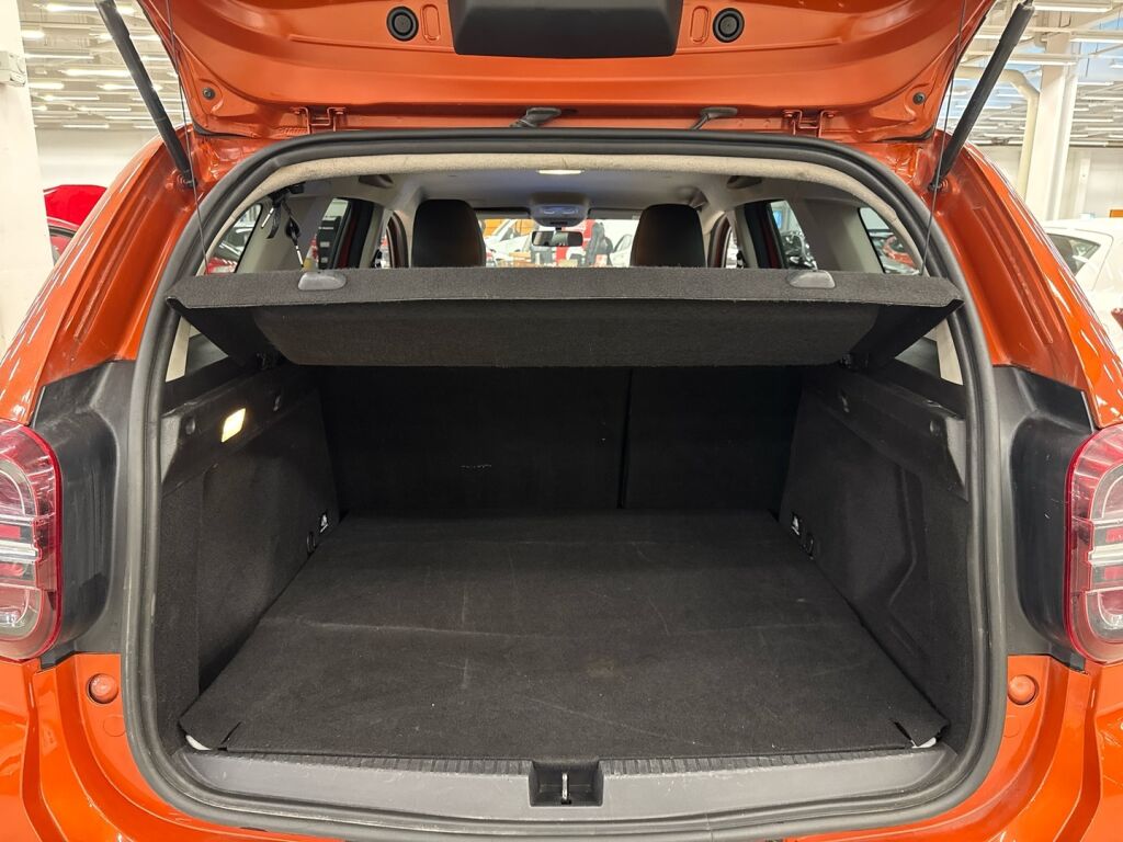 Dacia Duster 2022 Oranssi