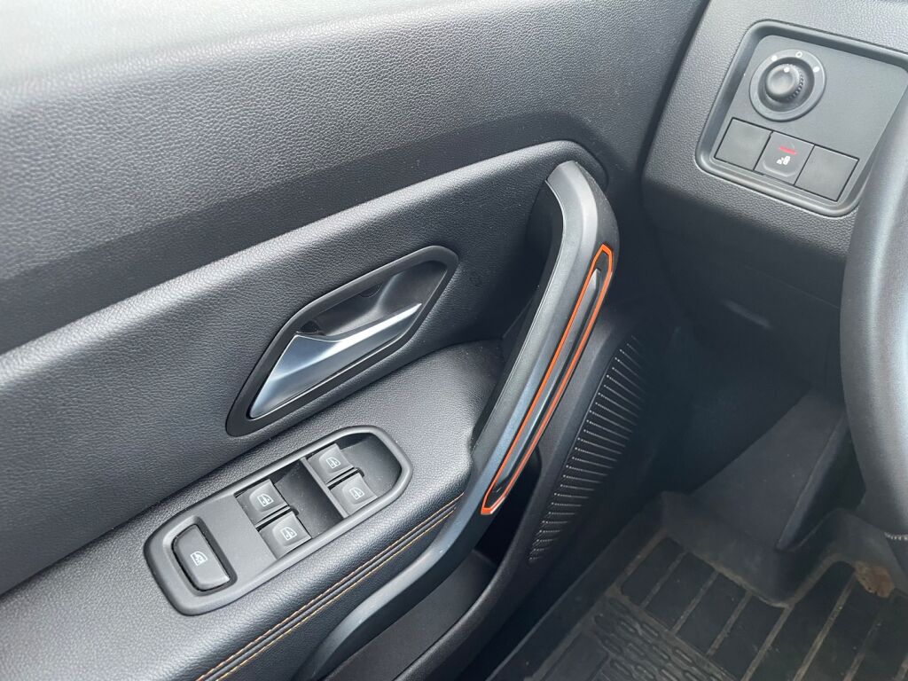 Dacia Duster 2022 Harmaa