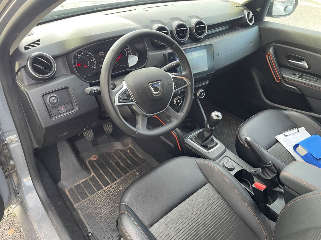 Dacia Duster 2022 Harmaa