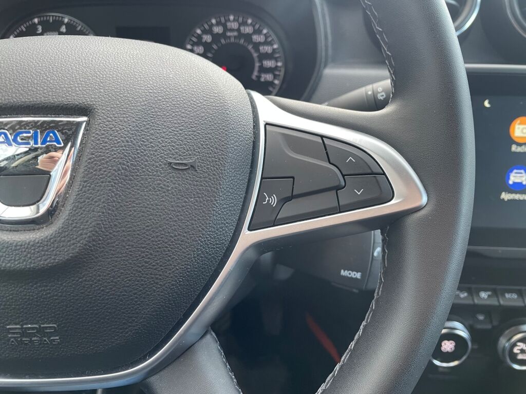 Dacia Duster 2022 Harmaa